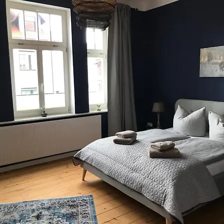 Hanne Mit Garten *