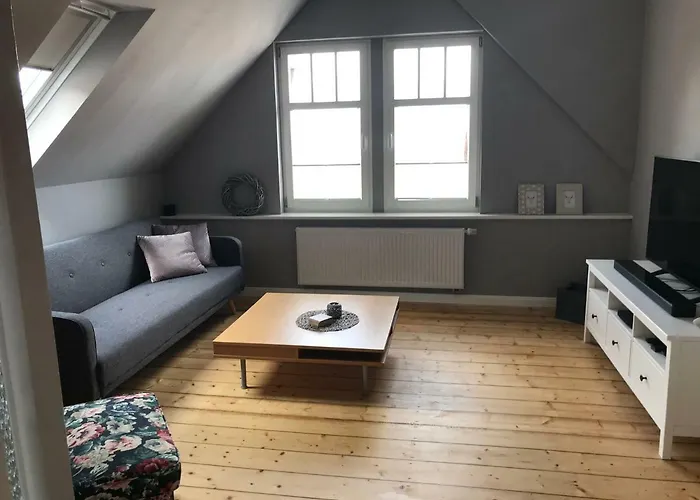 Hanne Mit Garten * Thale